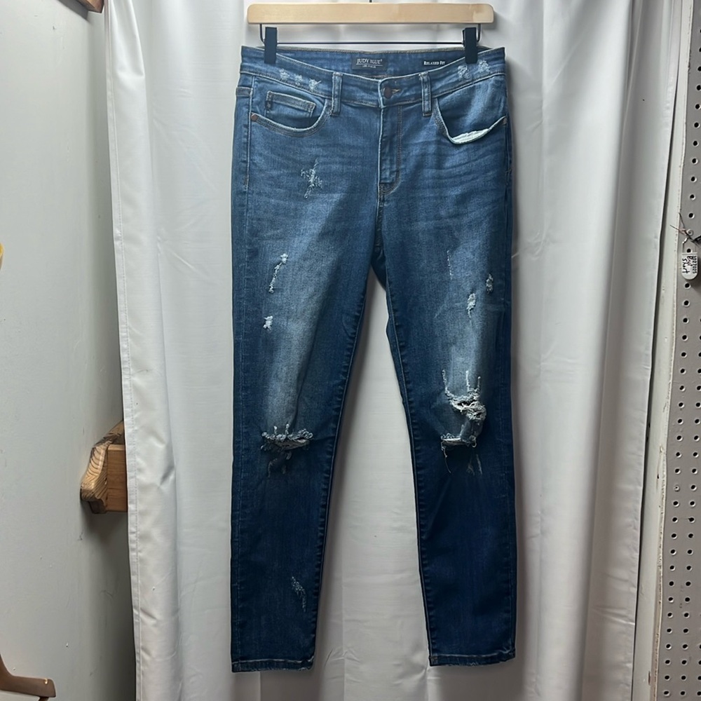 Judy Blue Medium Wash Distressed Relax Fit Jeans- 30